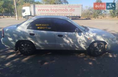 Седан Daewoo Nubira 1998 в 