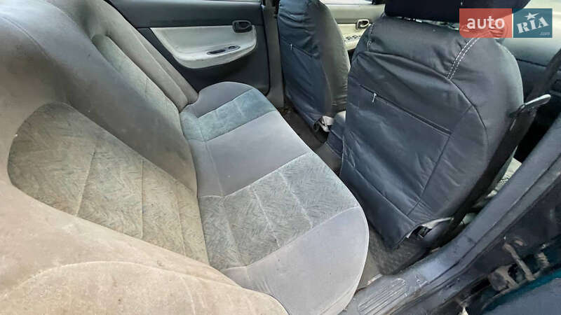 Седан Daewoo Nubira 1999 в Києві