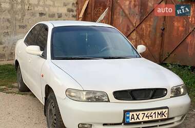 Седан Daewoo Nubira 1998 в 