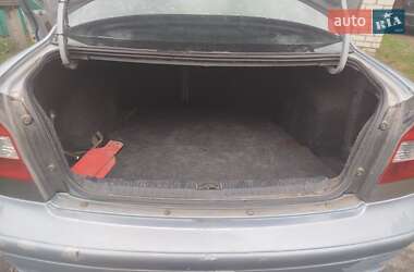 Седан Daewoo Nubira 2002 в 