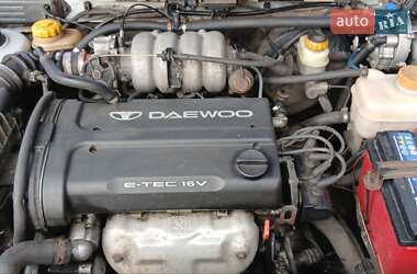Седан Daewoo Nubira 1998 в 