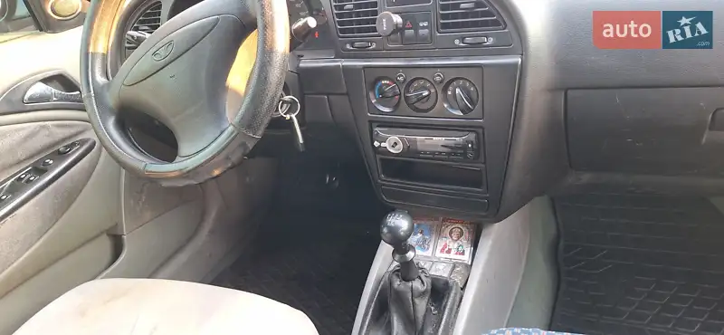 Daewoo Nubira 2001 VIN Y6DJF69ZE10001180 фото оголошення 15 з 53