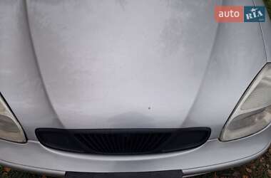 Седан Daewoo Nubira 2003 в 
