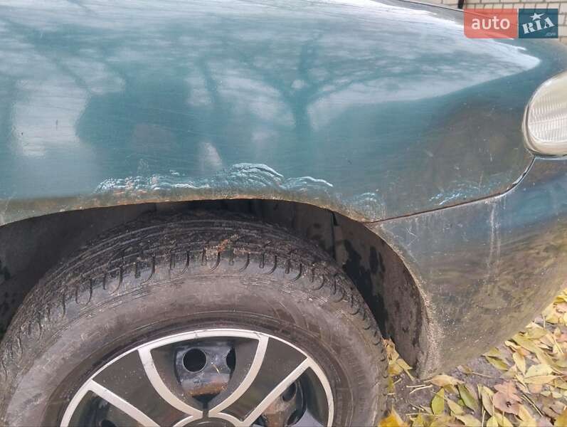 Седан Daewoo Nubira 1998 в Кременчуге