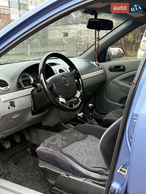 Хэтчбек Daewoo Nubira 2004 в Бердичеве фото 14 Хэтчбек Daewoo Nubira 2004 в Бердичеве