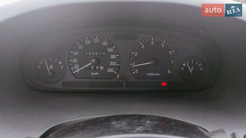 Хетчбек Daewoo Nubira 1998 в Дніпрі