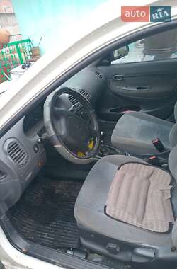 Седан Daewoo Nubira 1998 в Хмельницькому