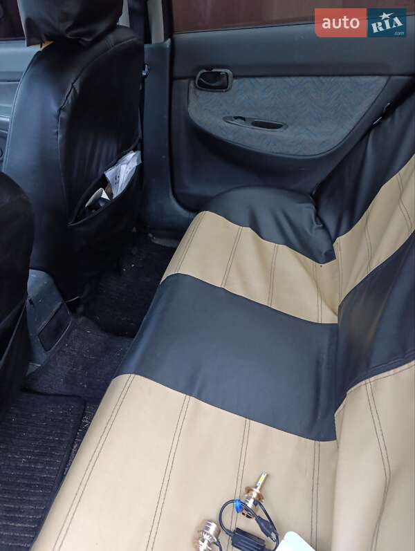 Седан Daewoo Nubira 1998 в Ірпені