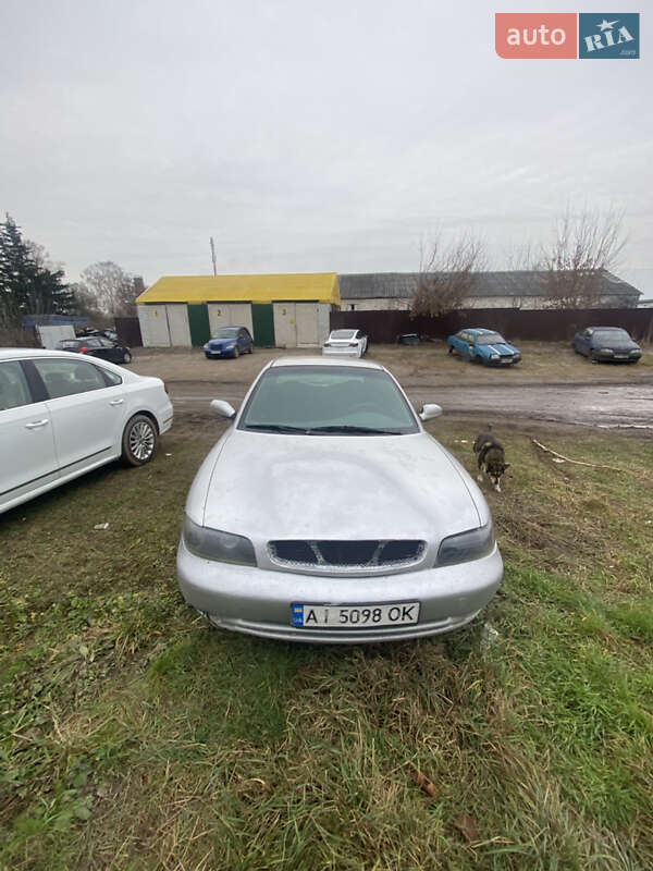 Седан Daewoo Nubira 1998 в Киеве