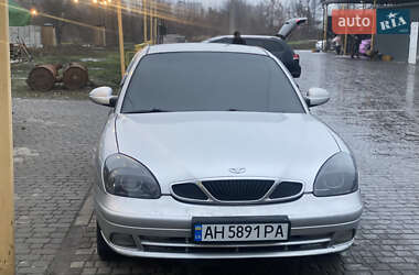 Седан Daewoo Nubira 2002 в Павлограде