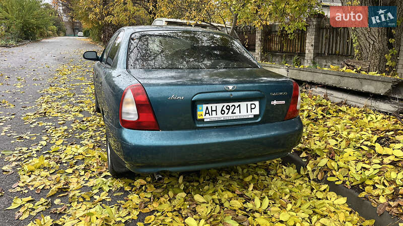 Седан Daewoo Nubira 1998 в Дніпрі