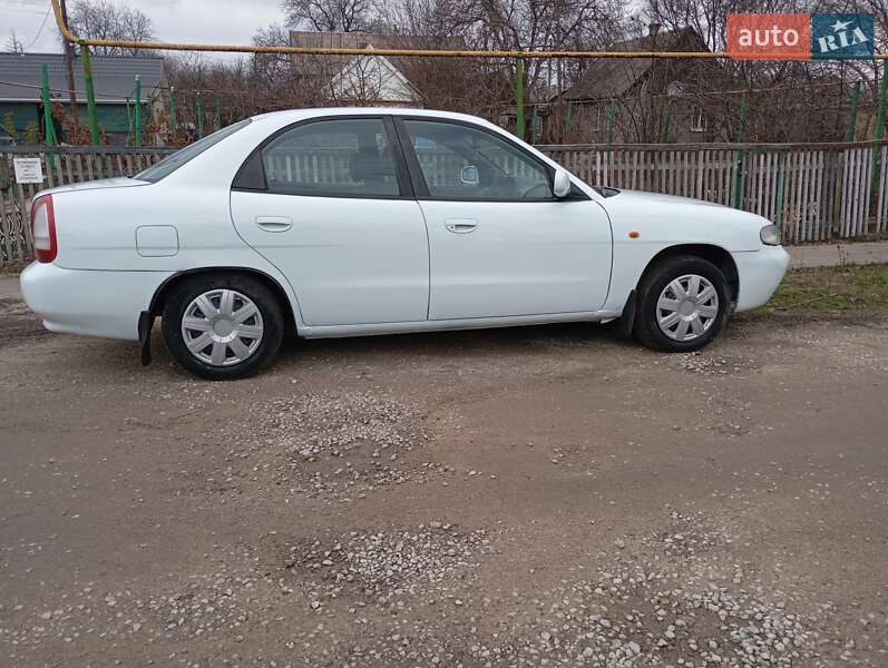 Седан Daewoo Nubira 1998 в Вільнянську фото 5 Седан Daewoo Nubira 1998 в Вільнянську
