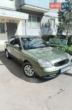 Седан Daewoo Nubira 2003 в Миколаєві