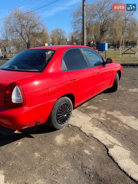 Седан Daewoo Nubira 1998 в Бердичеве