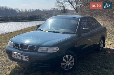 Седан Daewoo Nubira 1999 в Сквире