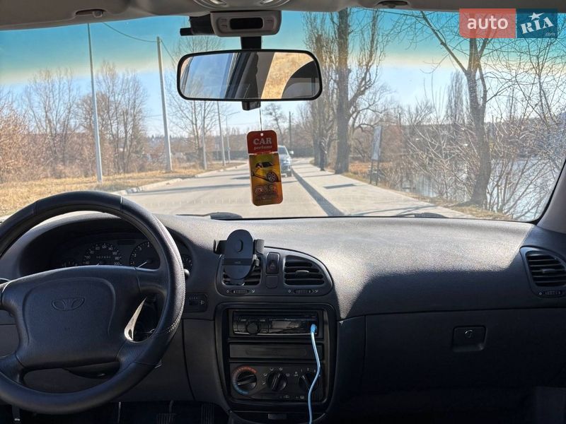 Седан Daewoo Nubira 1998 в Василькові