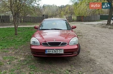 Седан Daewoo Nubira 2003 в Светловодске