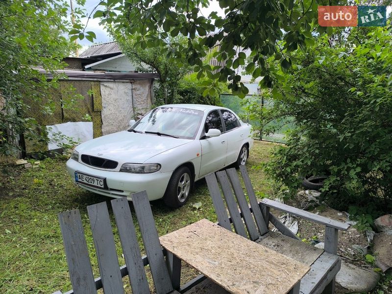 Daewoo Nubira 1998
