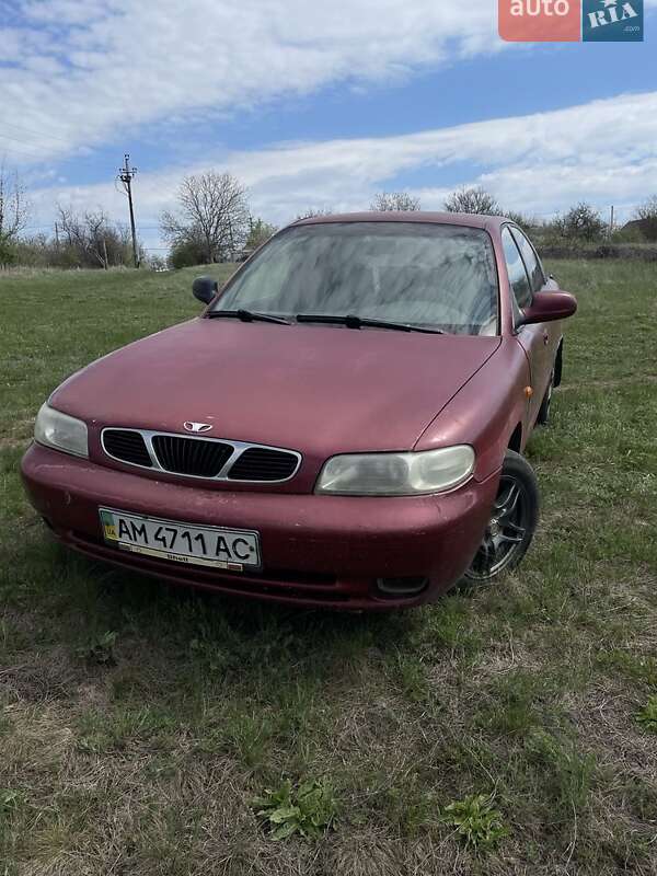Daewoo Nubira 1998