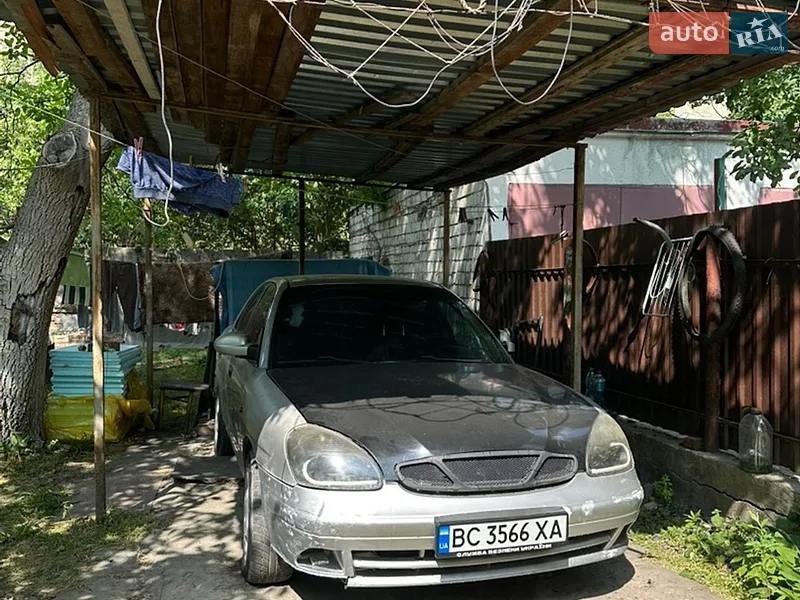 Daewoo Nubira 2002