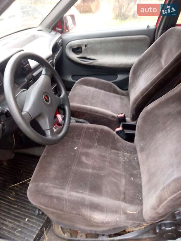 Хэтчбек Daewoo Racer 1995 в Косове