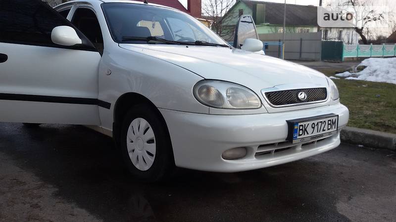 Седан Daewoo Sens 2013 в Ровно