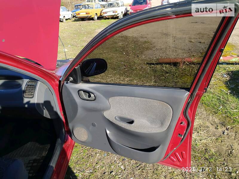 Седан Daewoo Sens 2004 в Харкові