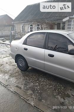 Седан Daewoo Sens 2006 в Волочиске