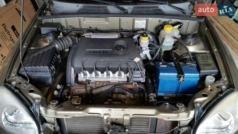 Седан Daewoo Sens 2005 в Чернигове