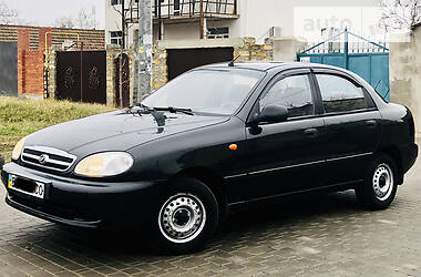 Седан Daewoo Sens 2010 в Измаиле