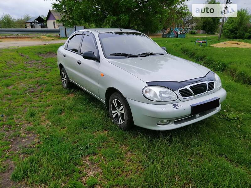 Седан Daewoo Sens 2006 в Тростянце