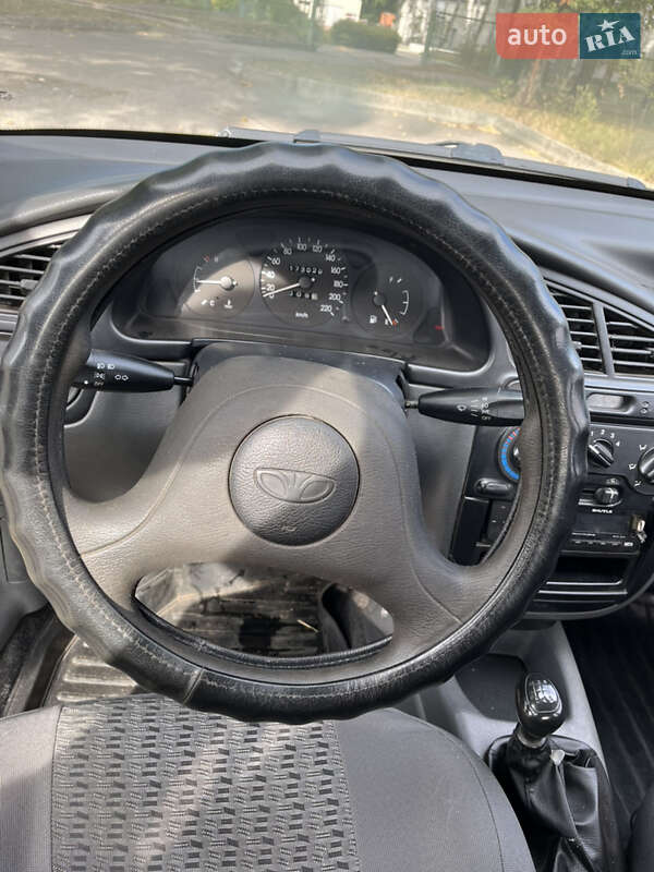 Седан Daewoo Sens 2006 в Сумах