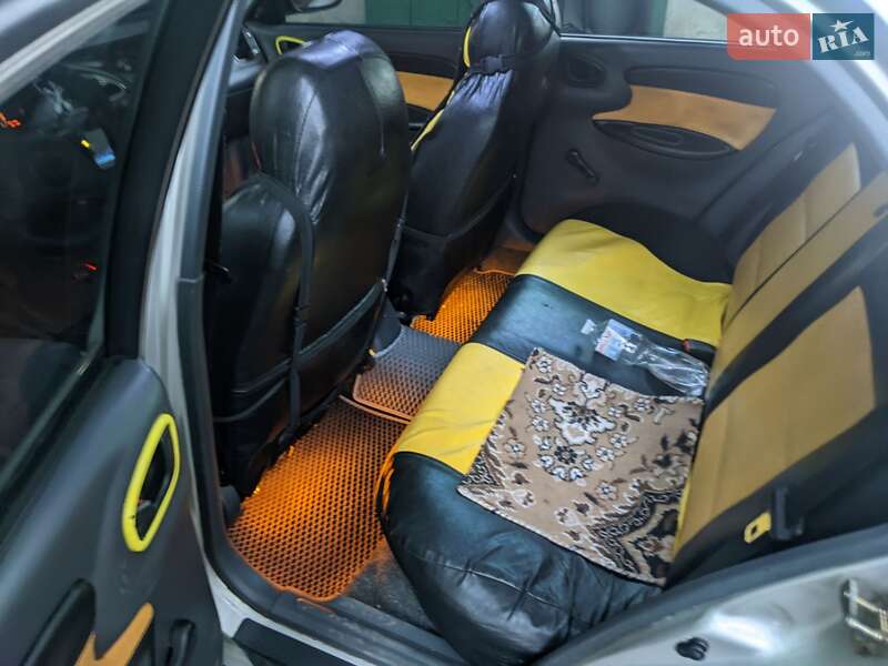 Седан Daewoo Sens 2007 в Чутове