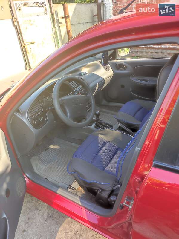 Седан Daewoo Sens 2008 в Первомайске