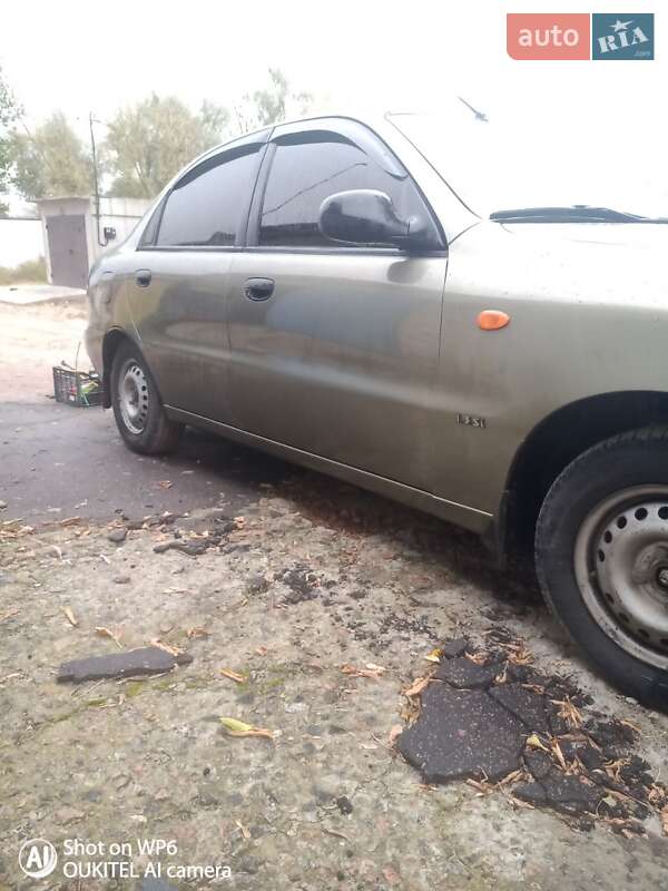 Седан Daewoo Sens 2004 в Ирпене