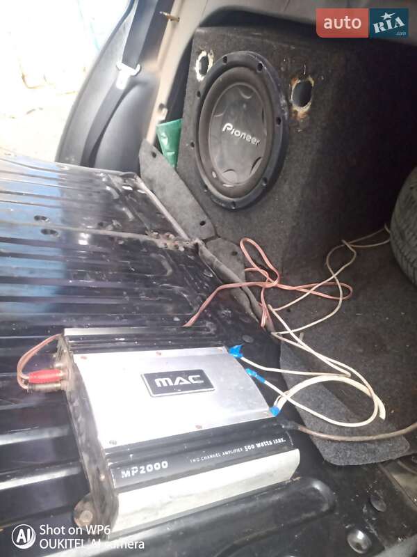 Седан Daewoo Sens 2004 в Ирпене