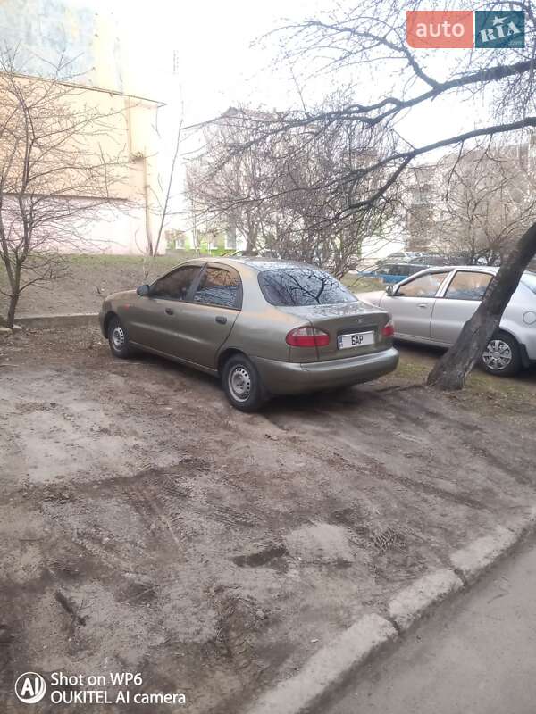 Седан Daewoo Sens 2004 в Ирпене
