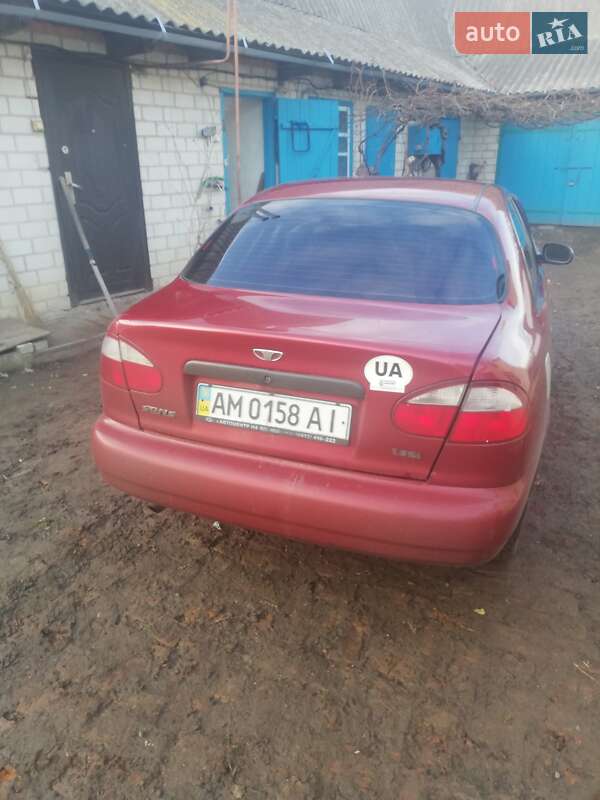 Седан Daewoo Sens 2006 в Ружине