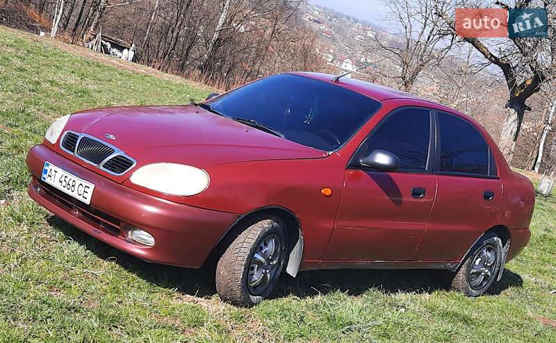 Седан Daewoo Sens 2006 в Косове