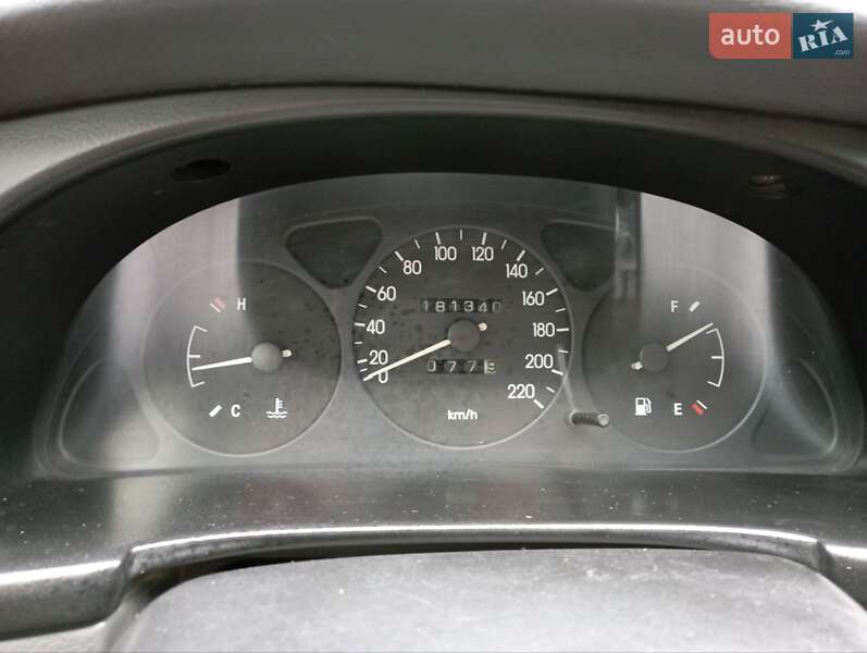 Седан Daewoo Sens 2004 в Каменском
