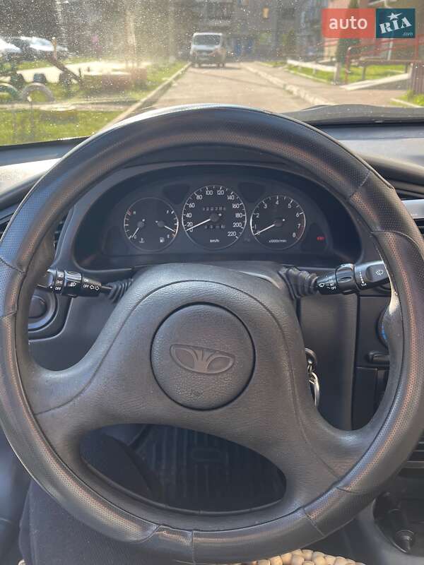 Седан Daewoo Sens 2006 в Рівному