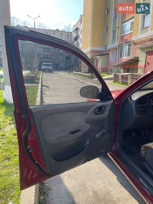 Седан Daewoo Sens 2006 в Рівному