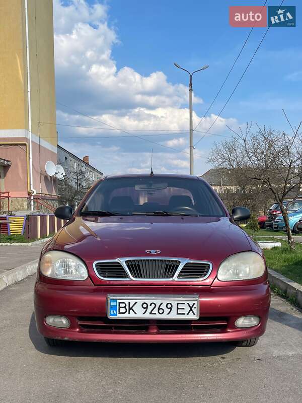 Седан Daewoo Sens 2006 в Рівному
