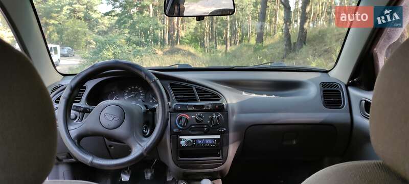 Седан Daewoo Sens 2003 в Киеве