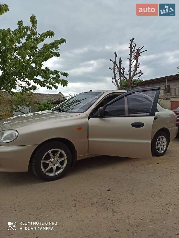 Седан Daewoo Sens 2011 в Подольске