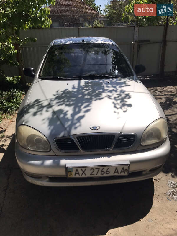 Седан Daewoo Sens 2004 в Синельниково