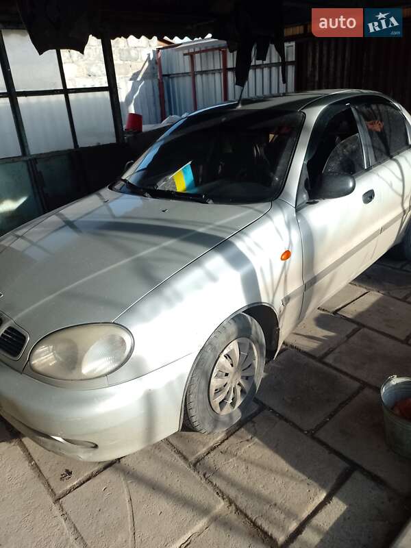 Седан Daewoo Sens 2003 в Краматорске