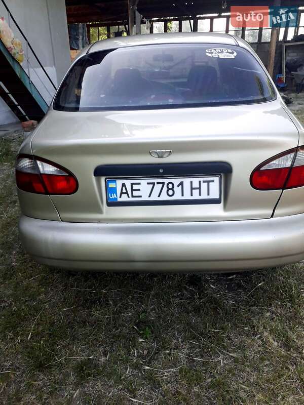 Седан Daewoo Sens 2004 в Дніпрі