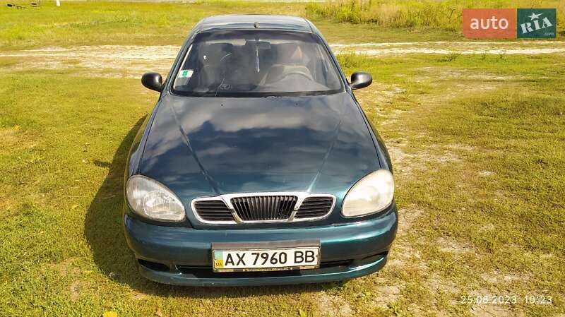 Седан Daewoo Sens 2004 в Вовчанську