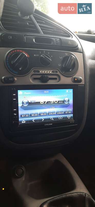 Седан Daewoo Sens 2005 в Ромнах